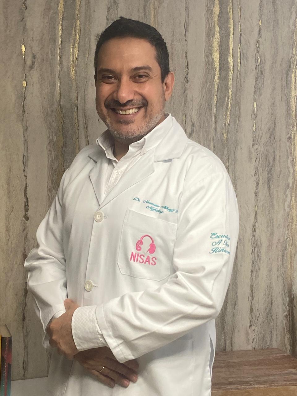 Dr. Norman Alhajj, médico nefrólogo